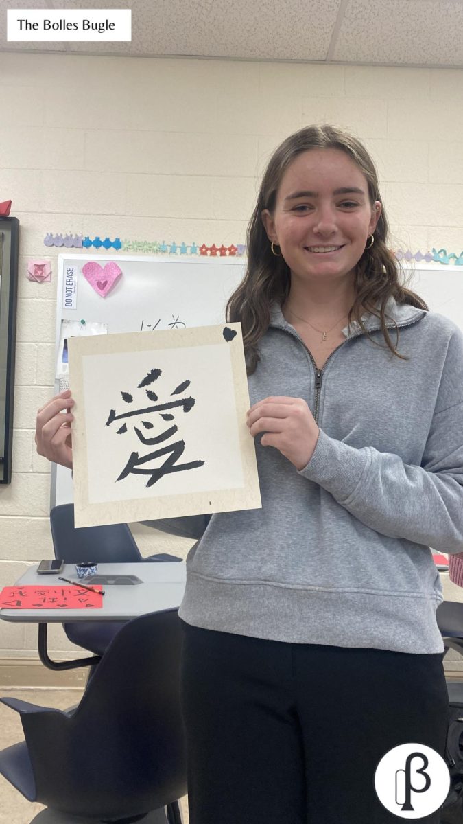 On Tuesday, the club brought back a popular activity from past events: Chinese paper-cutting and calligraphy. “It’s good to focus on the stomach one day and focus on the mind the next,” explained Rothschild. Students were given traditional brushes and ink to write various characters denoting good luck and fortune, or cut out the characters with colored paper instead. 