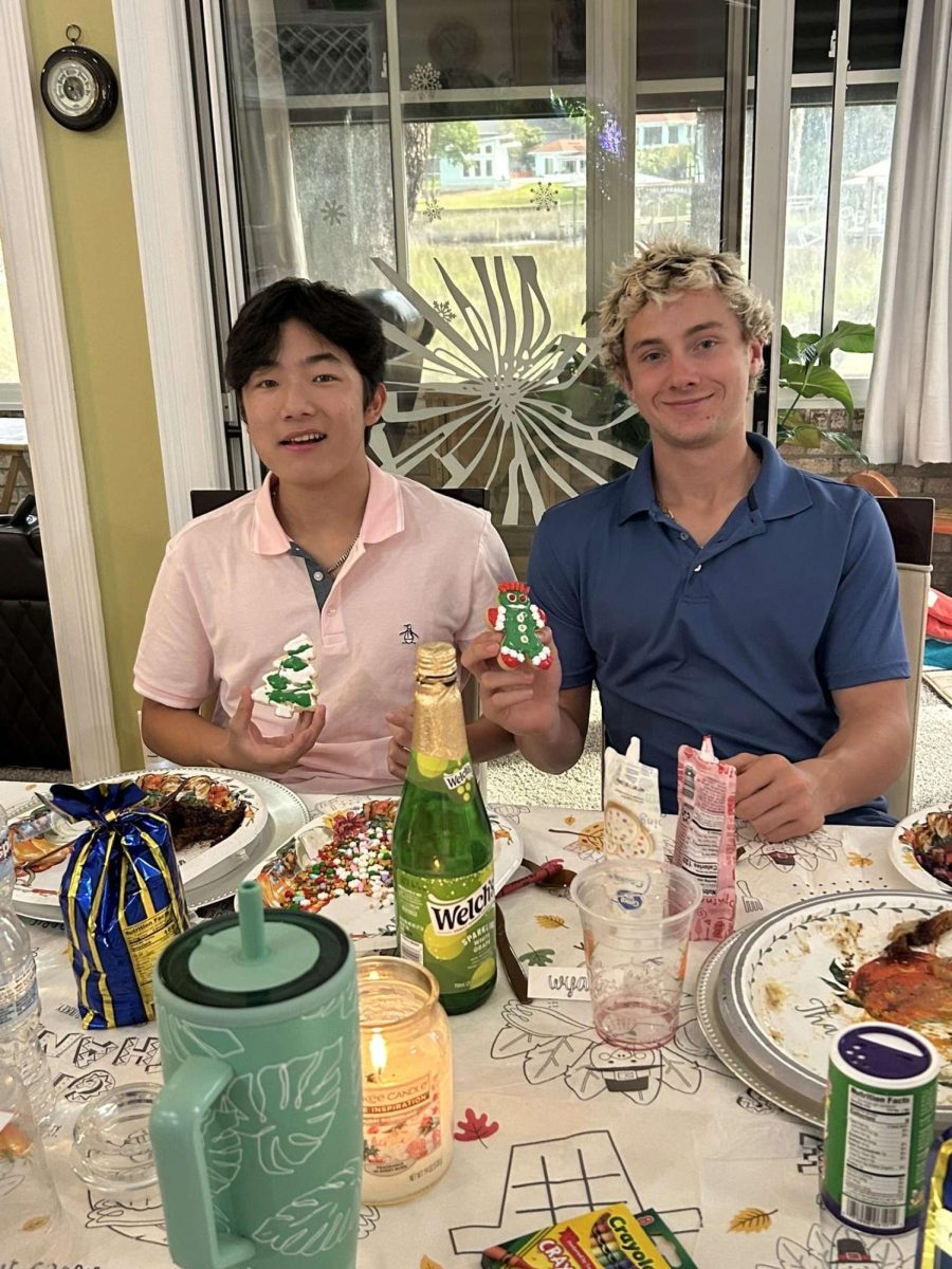 Yusukue Nakatani ‘27 gets the American Thanksgiving experience from Wyatt Wise ‘27