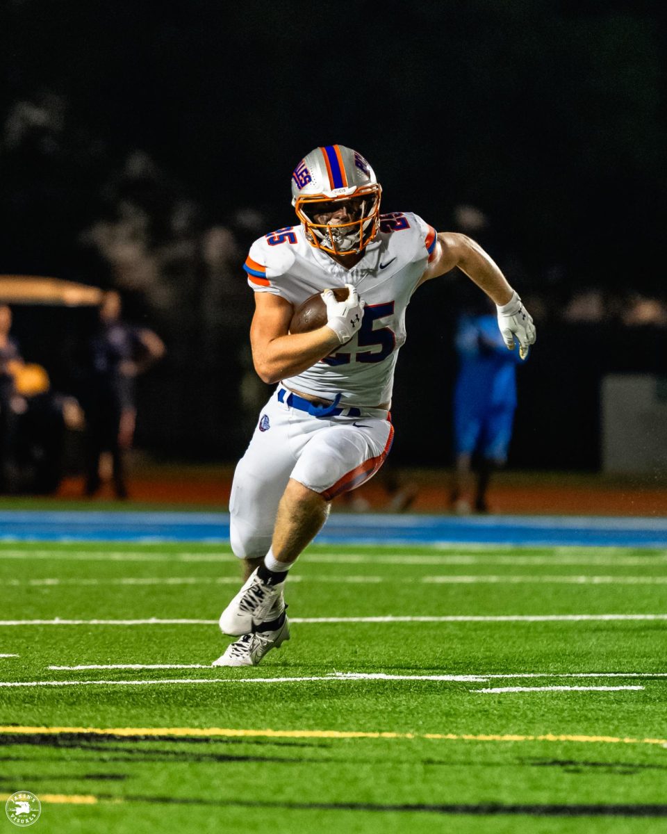 Bulldogs top Monarch Knights in 2025 Broward County National High School Football Showcase